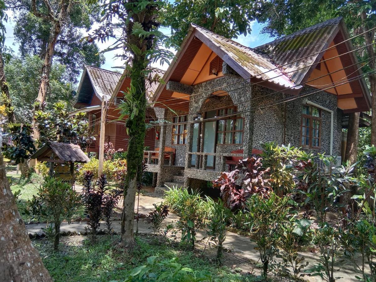 树顶河小屋度假村 Khao Sok National Park 外观 照片