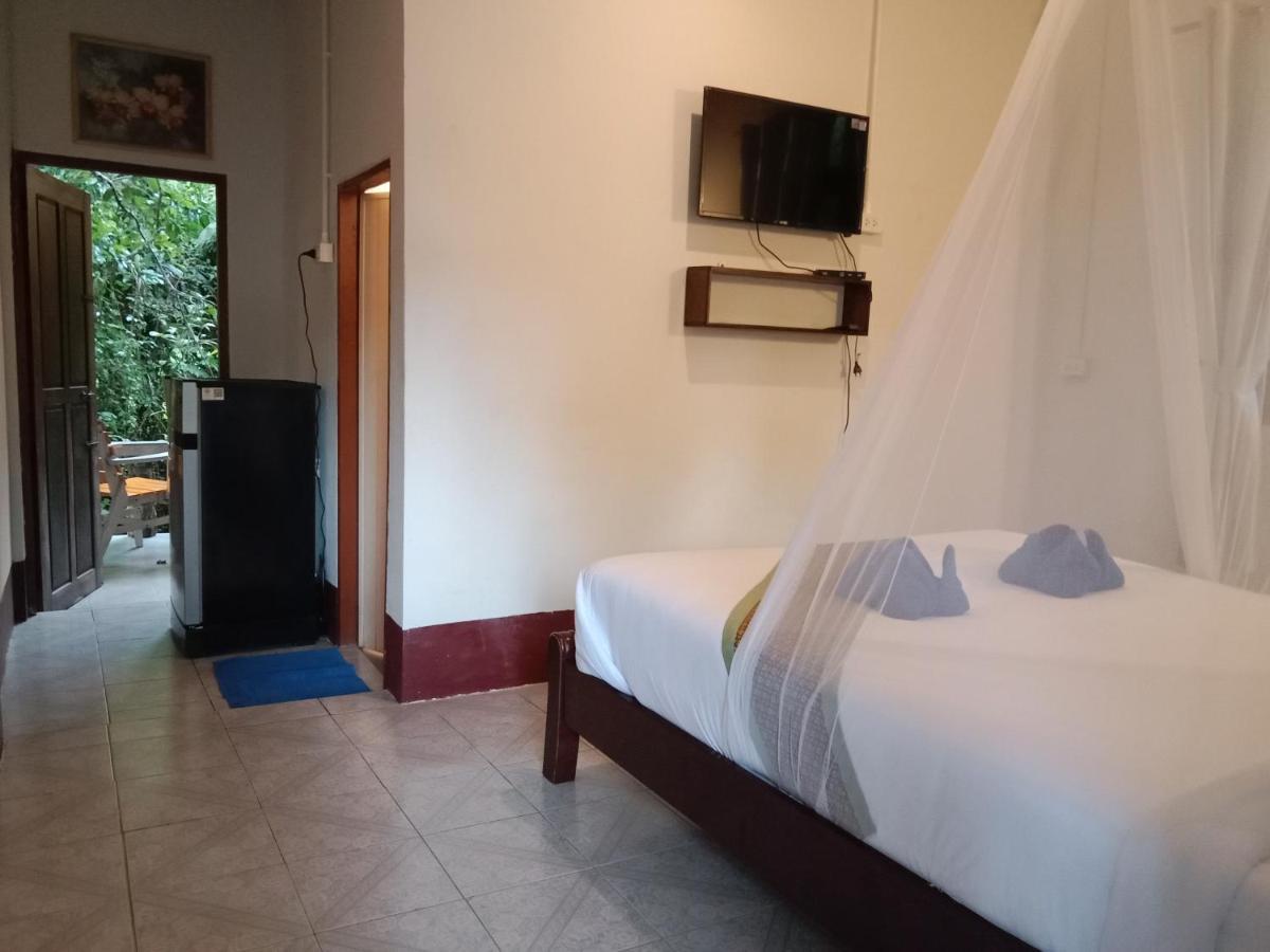 树顶河小屋度假村 Khao Sok National Park 外观 照片
