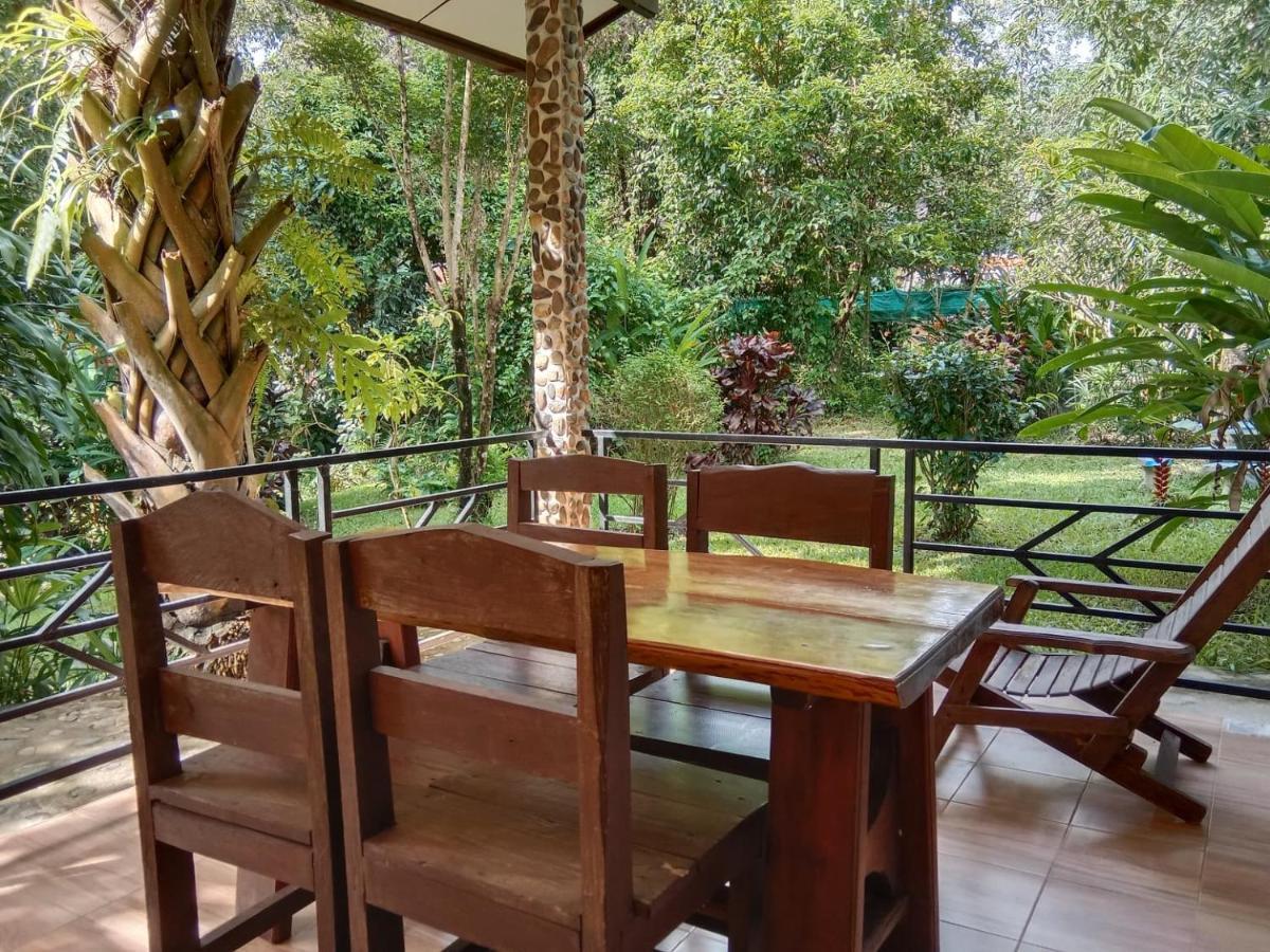 树顶河小屋度假村 Khao Sok National Park 外观 照片